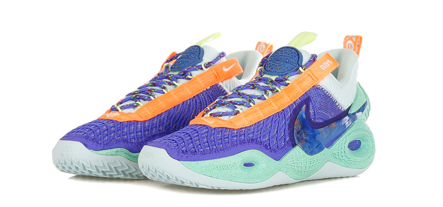 nike-cosmic-unity-amalgam-blu-verde-arancione-green-glow-atomic-orange-sapphire-swoosh-multicolor-basketball-sneakers-eco-friendly-recycling-move-to-zero-scarpe-midsole-vombata-lac