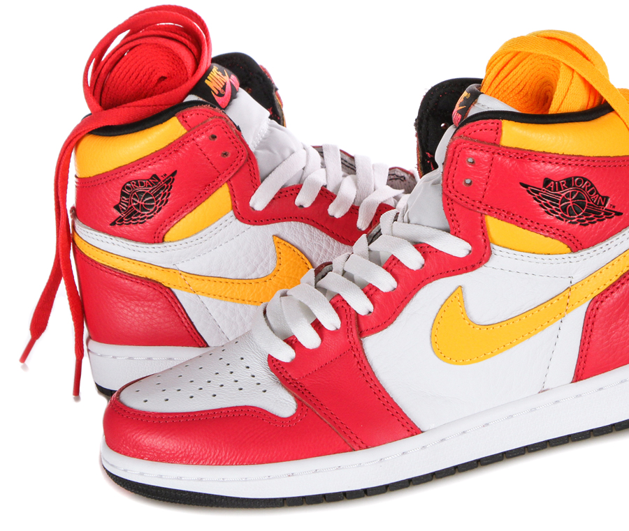 air-jordan-1-aj1-retro-high-ligh-fusion-red-laser-orange-white-black-bianco-nero-rosso-arancione-giallo-555088-603-shoelaces-lacci-tomaia-pelle-battuta-collare-wings-logo-swoosh-je