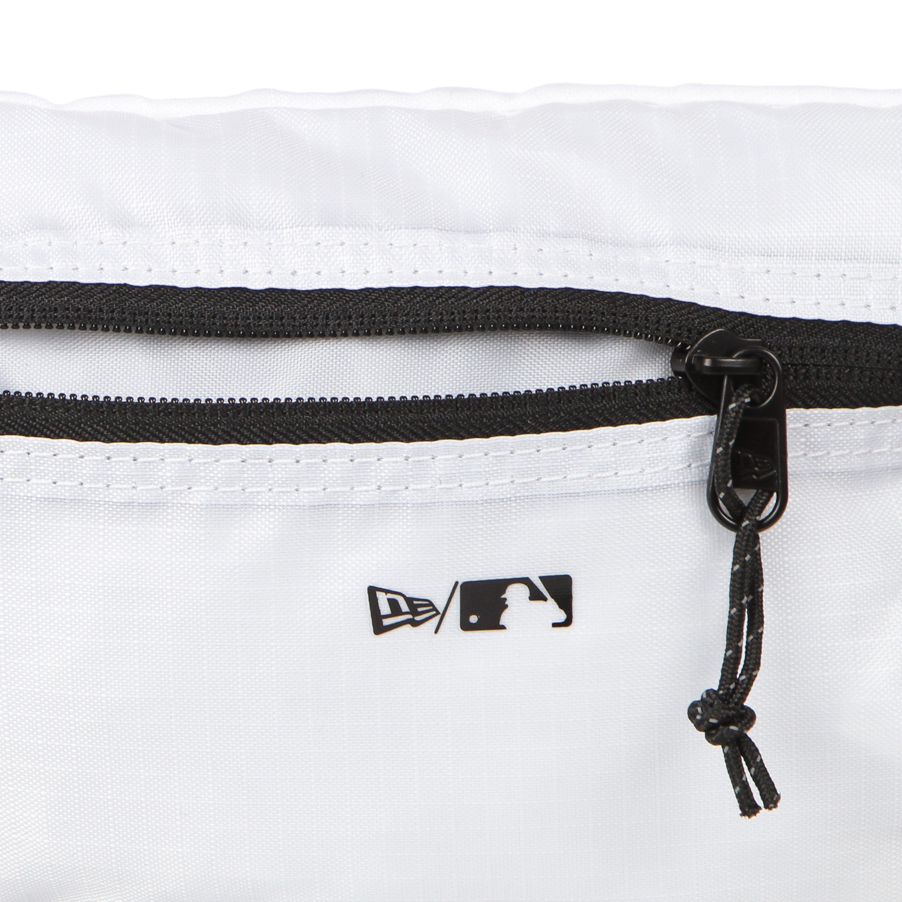 New Era Mlb Mini Waist Bag Neyyan New York Yankees The Playoffs New Era Mlb Mini Waist Bag Neyyan New York Yankees The Playoffs