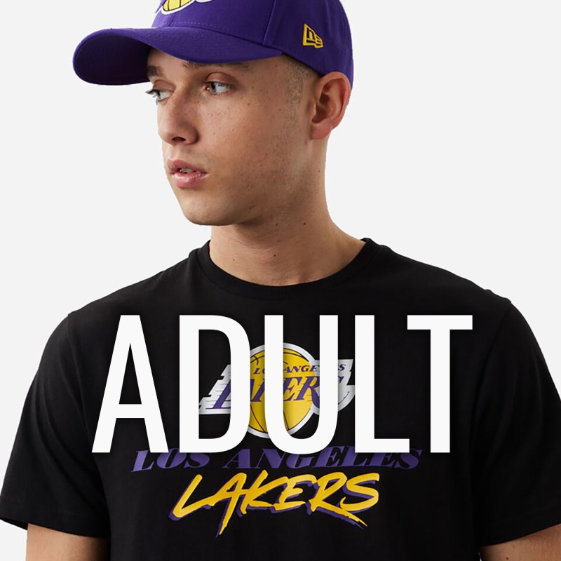 media/image/adult-nba-team-logo-pattern-guy-tee-mitchell-and-ness-cap.jpg