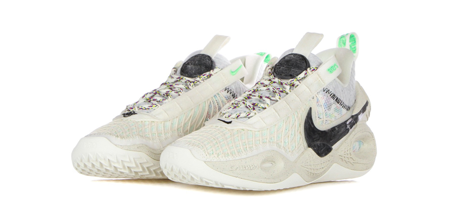 nike-cosmic-unity-sail-white-off-bianco-verde-green-glow-swoosh-nero-fumo-basketball-sneakers-eco-friendly-recycling-move-to-zero-scarpe-midsole-bombata-tomaia-rete-etichetta-gomma